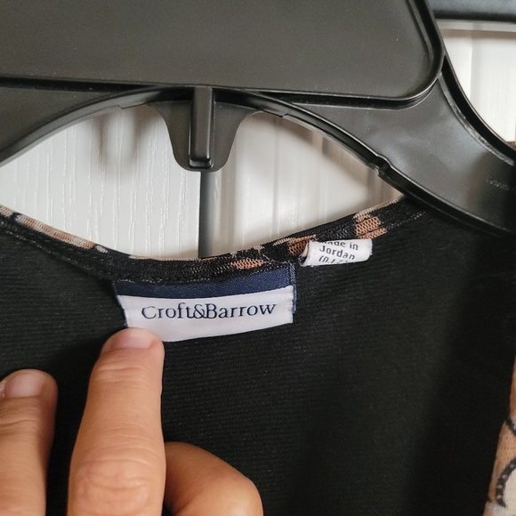 Nice patterned blouse 👚 - Picture 2 of 5